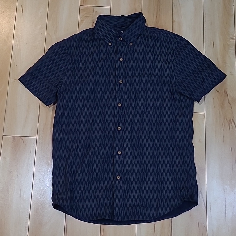 American Eagle men's small short sleeved dress shirt